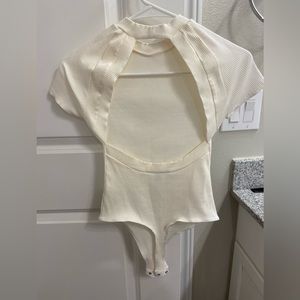 Lulu’s white backless short sleeve bodysuit